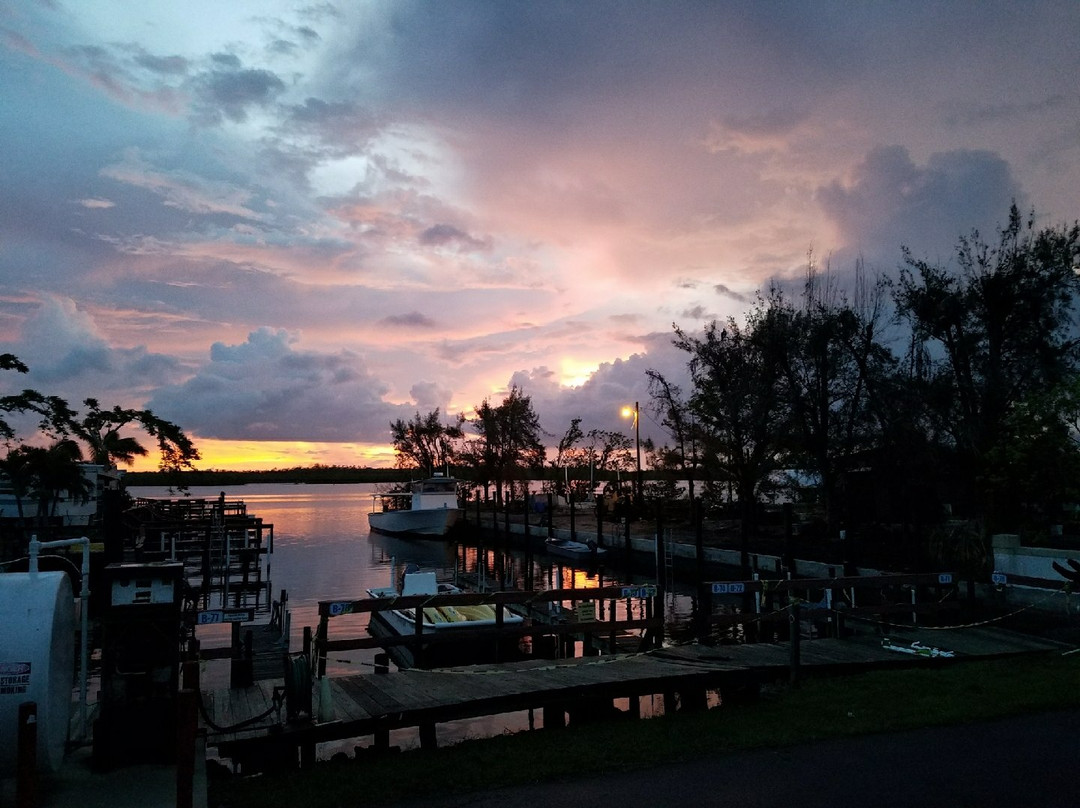 Parkway Motel & Marina主图