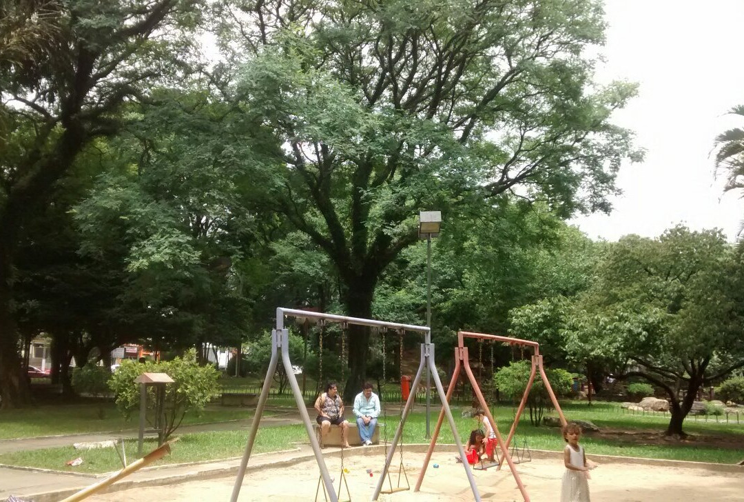 Praça dos Meninos-圣贝尔纳多-杜坎普必去景点