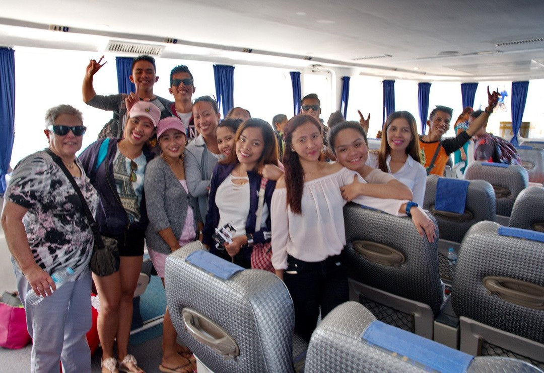 杜马盖地可可格兰德酒店主图