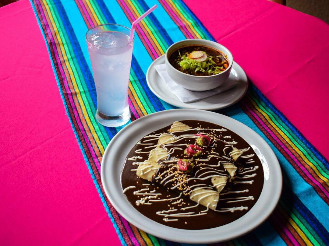 Teatro Hidalgo Restaurante-萨尔蒂必去景点