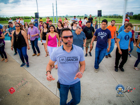 Alpha Midway Dance Studio-达拉斯必去景点