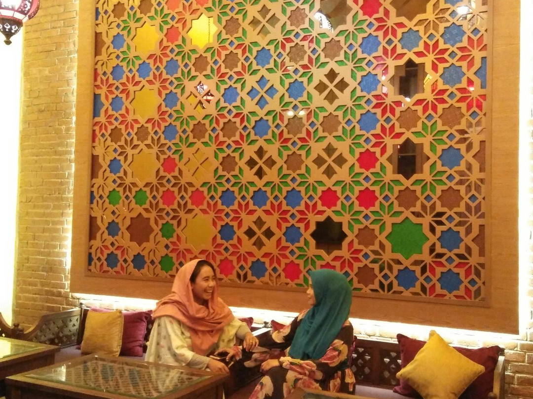 Al Jazeerah Signature