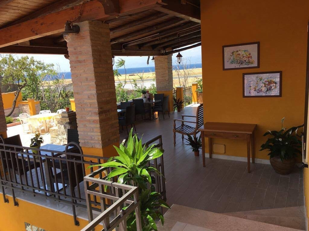 Eleven Bed & Breakfast主图