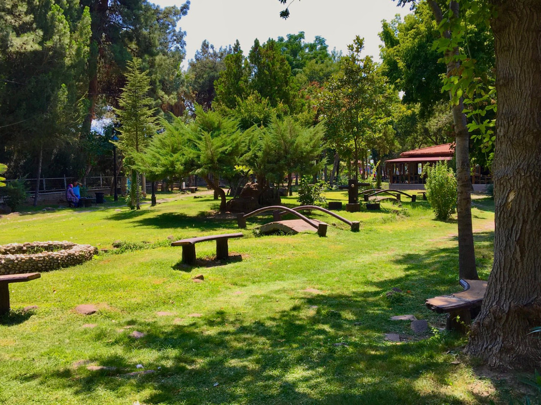 Gordes旅游景点-Nifli Kemal Parki