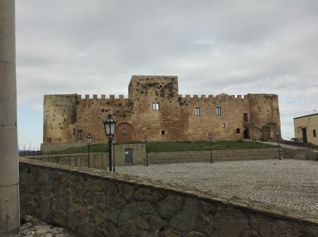 Strongoli旅游景点-Castello di Strongoli