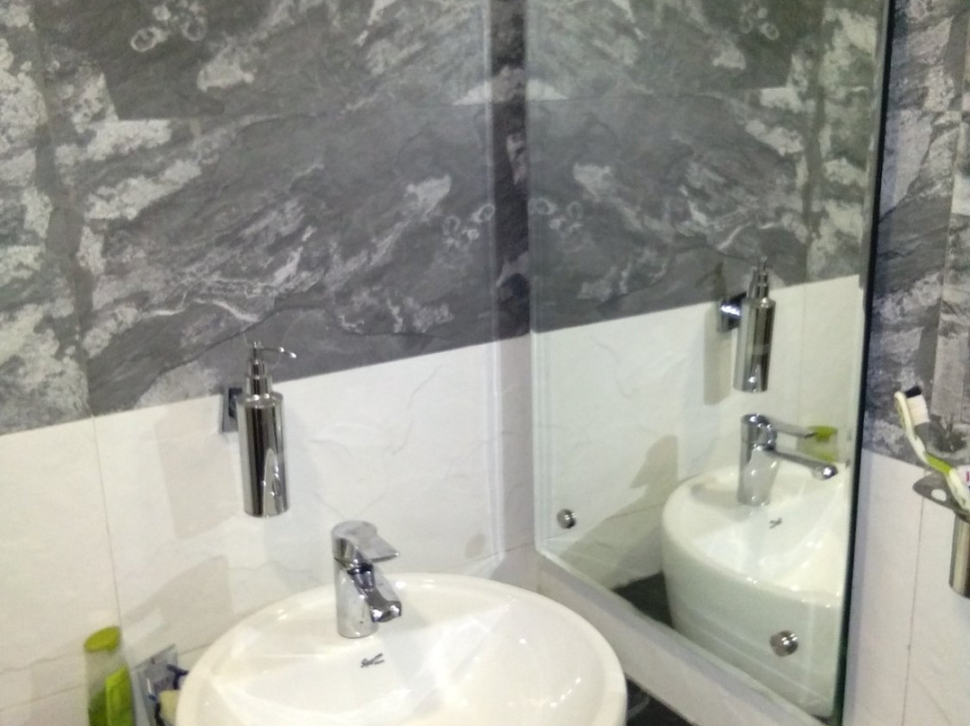 The Jewel's Hotel主图