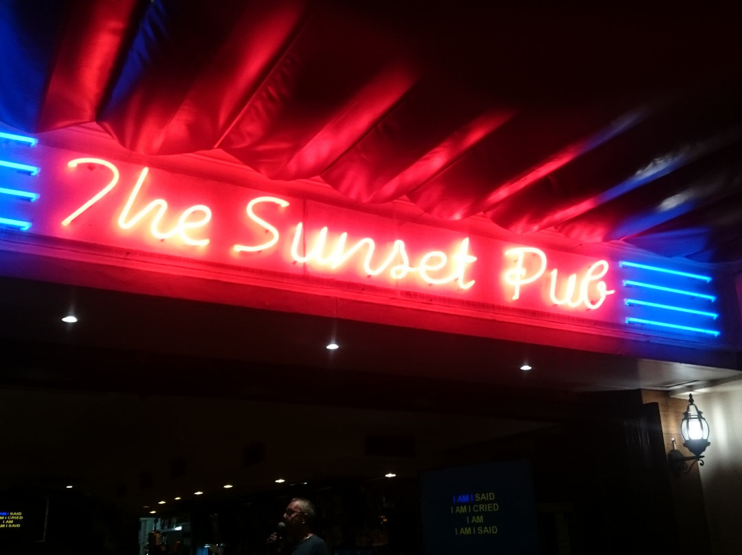 Palmanova旅游景点-Sunset Bar