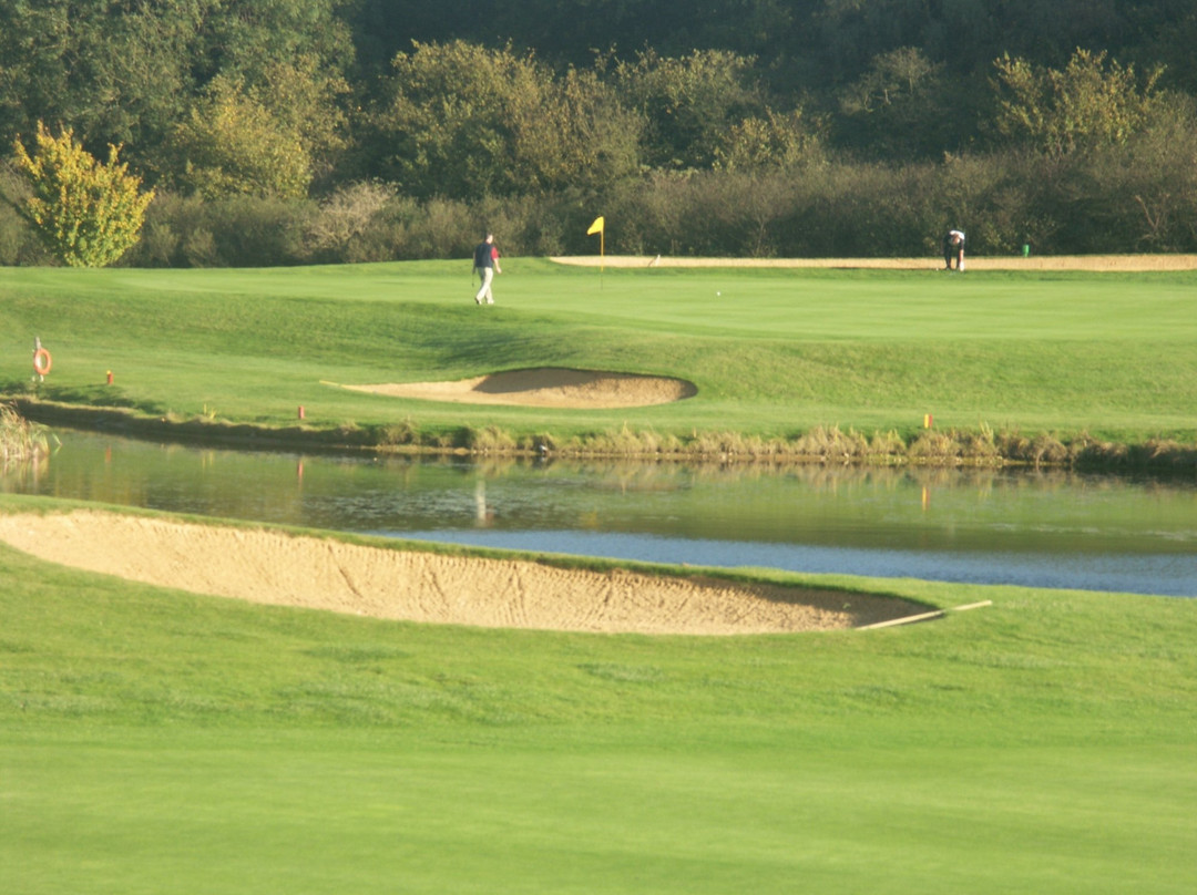 Dummer Golf Club景点图片
