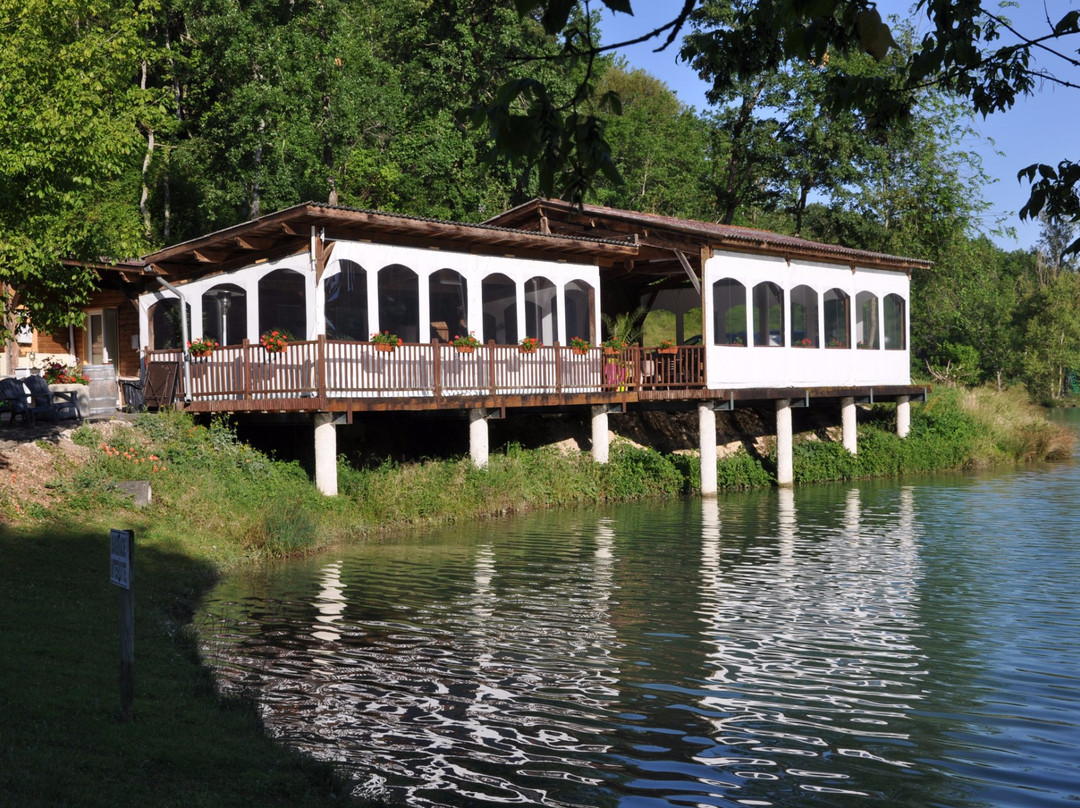 Montaigu Plage - Camping