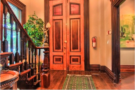 Bear Hug Bed & Breakfast主图