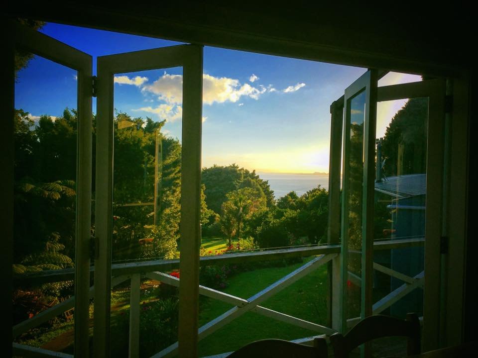 Bush & Ocean Retreat-餐饮