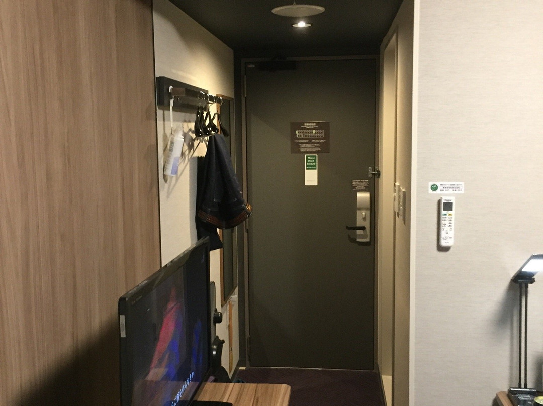 路线上尾宾馆主图