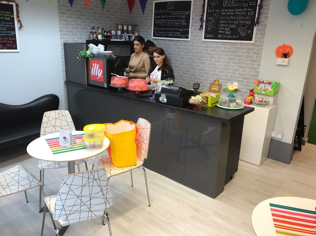 Crafty Kids Cafe Penn-沃尔夫汉普顿必去景点