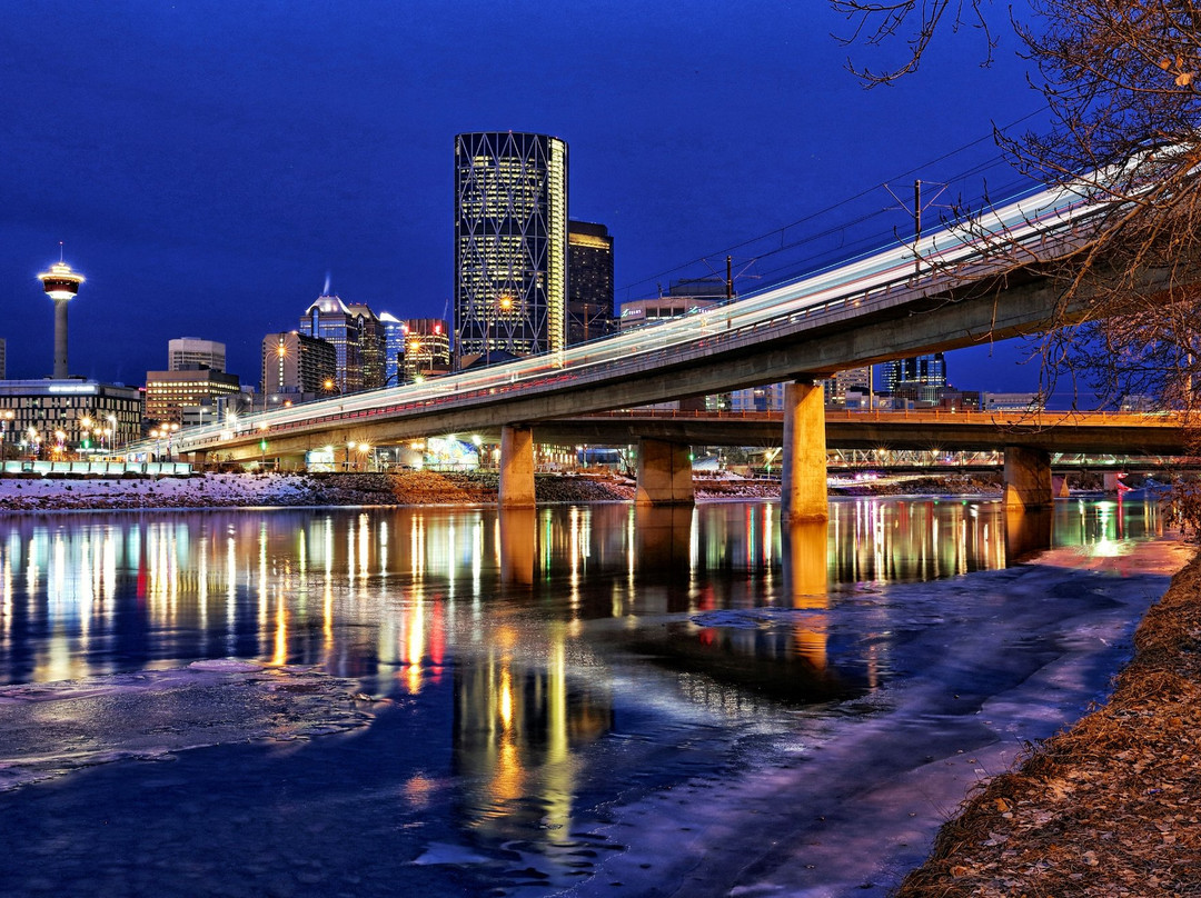 Go Calgary Shuttles-卡尔加里必去景点