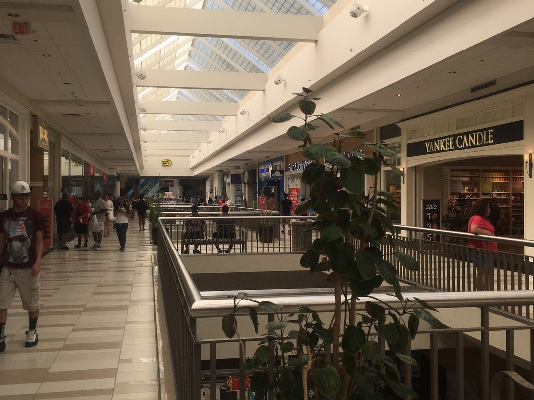 克罗斯盖茨商城-奥尔巴尼必去景点