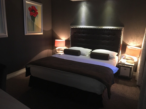 塔利亚酒店主图