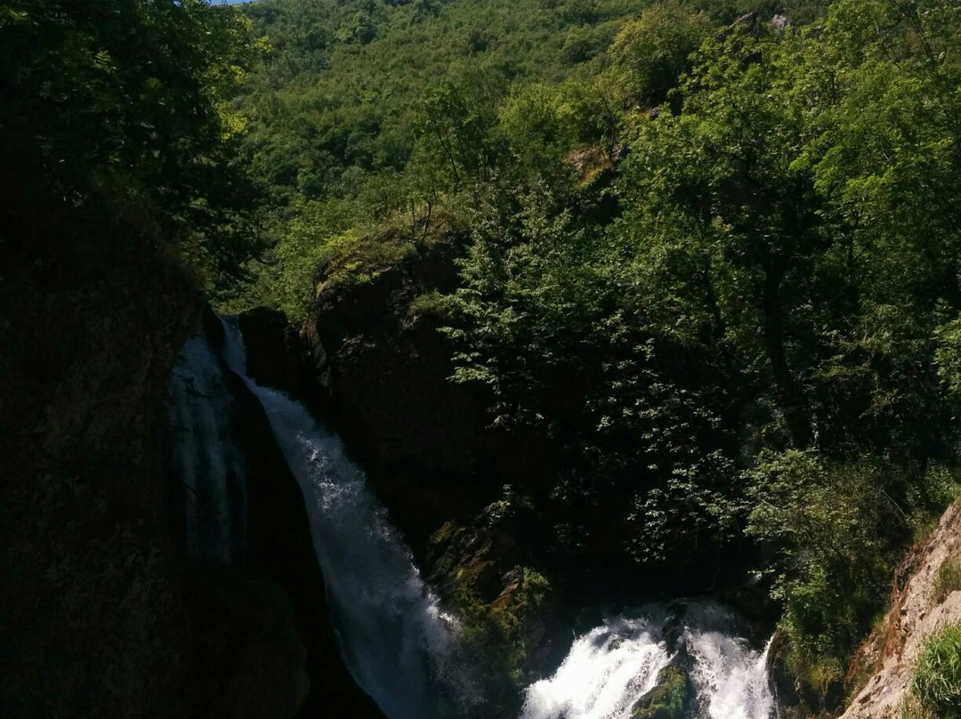 White Drin Waterfall-Pejë必去景点