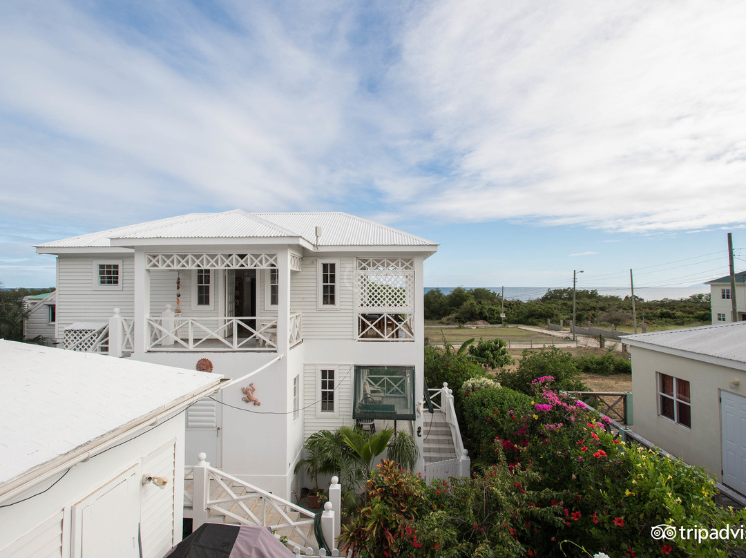 ReefView Apartments
