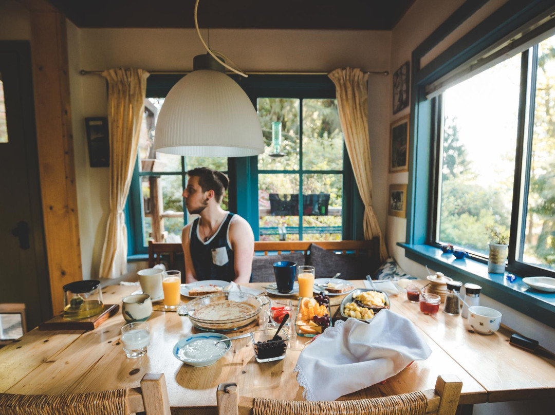 Lions Bay酒店住宿-Seven Hills Bed and Breakfast