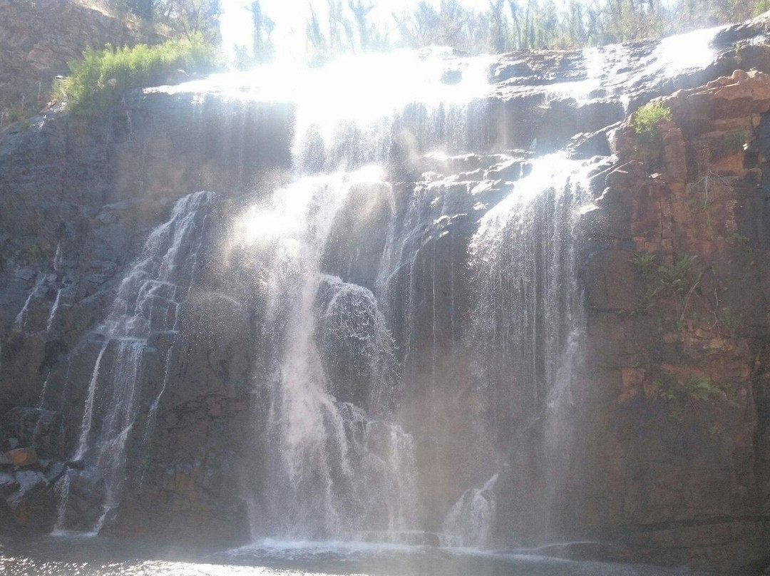 Clematis Falls-贺思盖必去景点