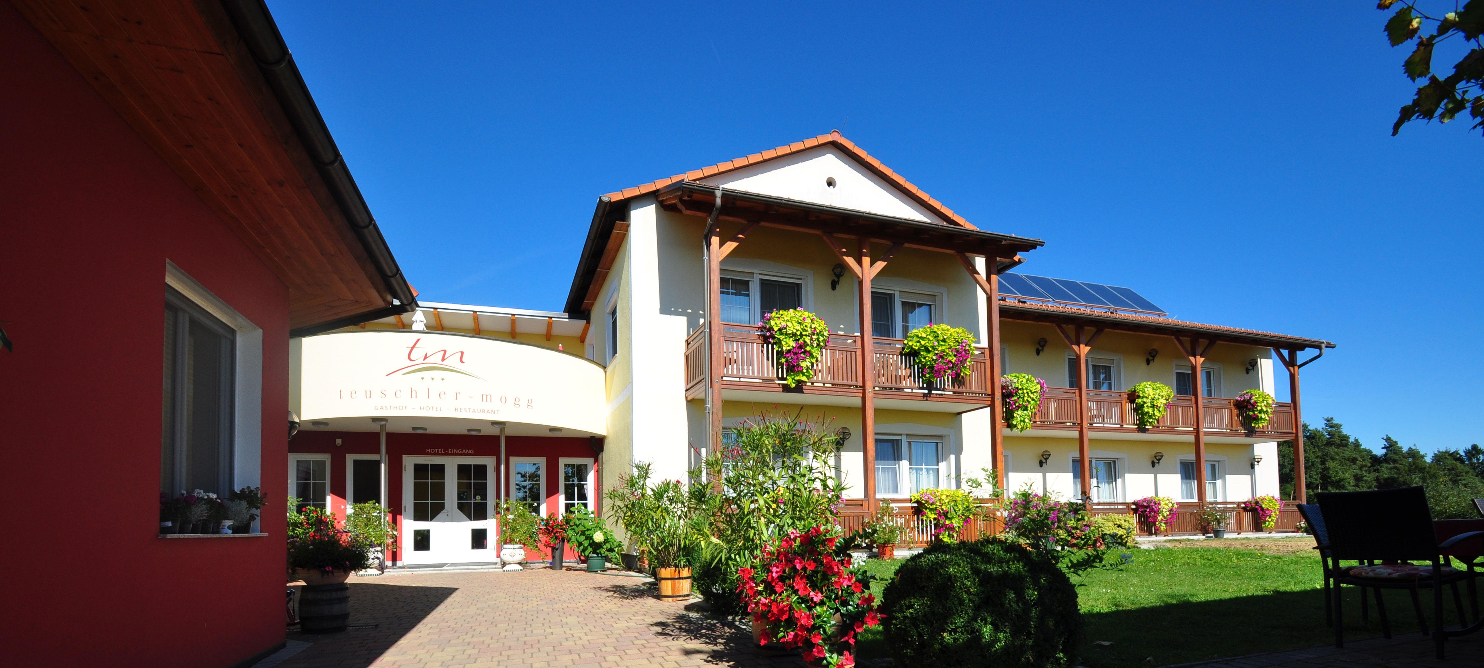 Hotel-Restaurant Teuschler-Mogg-官方