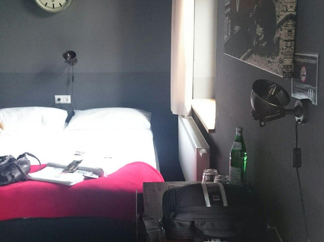 艾姆班霍夫旅舍