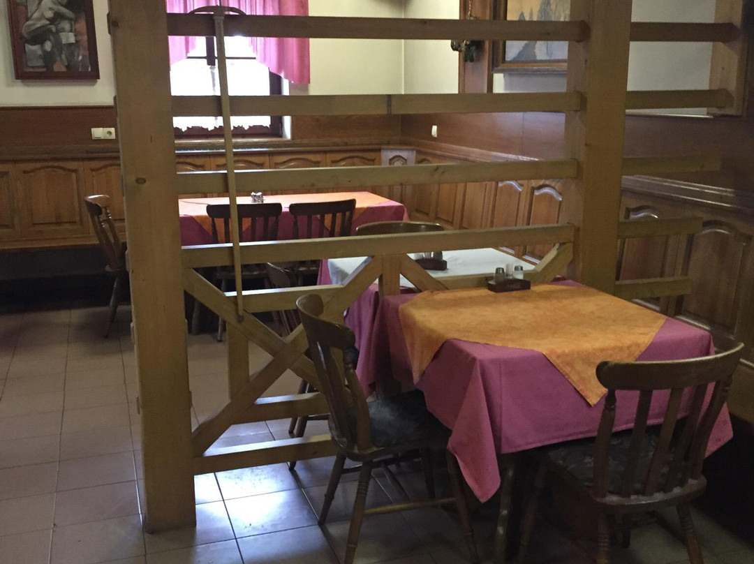 Okrepcevalnica , Pizzeria  Zvoncek