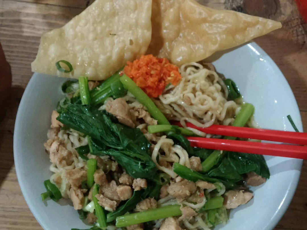 Cibatu餐馆和美食-Mi Ayam Hot Plate