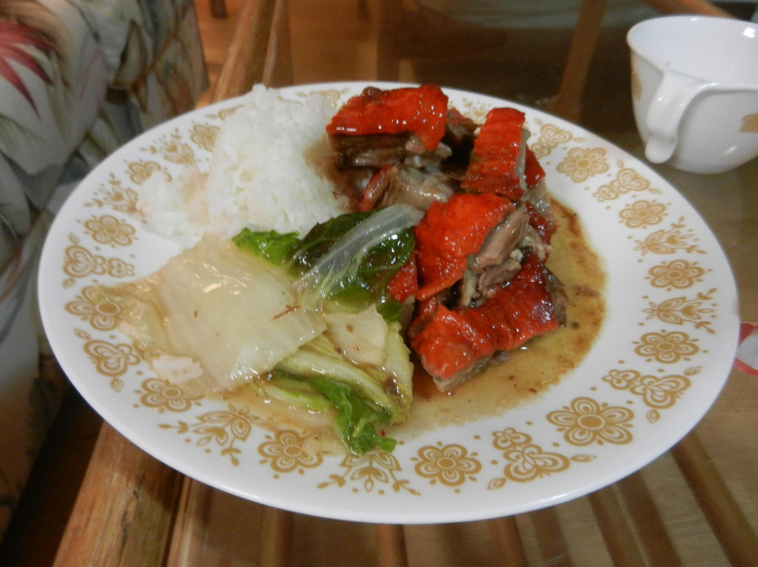 拉叶餐馆和美食-Laie Chop Suey