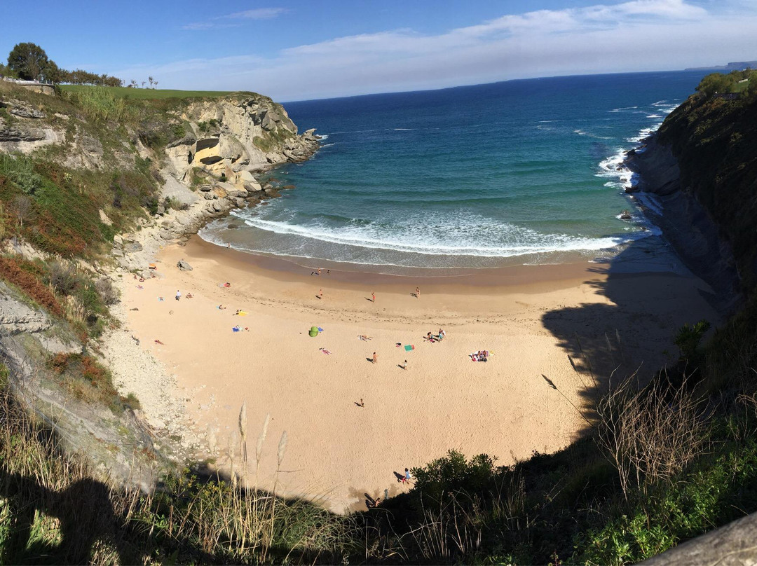 Playa de Mataleñas-桑坦德必去景点