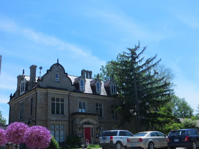 Rodman Hall Art Centre-圣凯瑟琳斯必去景点