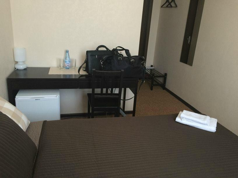 Hotel Parallel主图