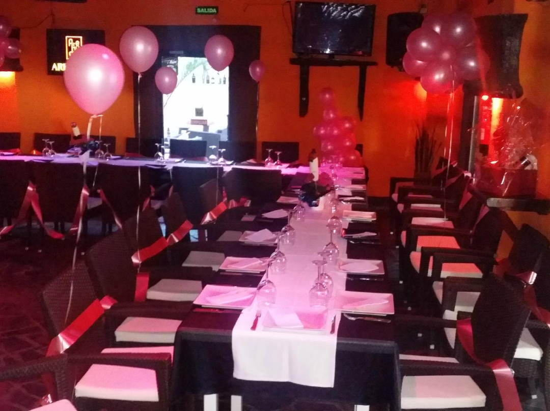 Capital Cocktail-阿罗纳必去景点