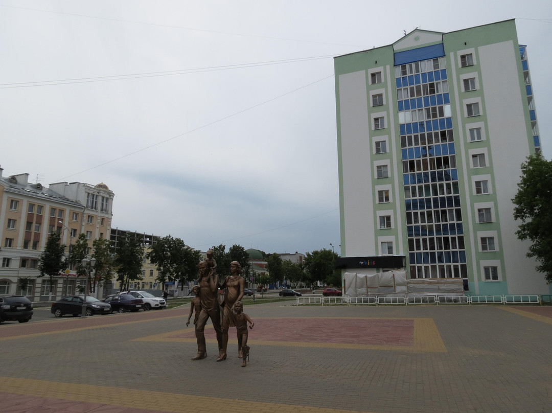 Family Monument-Saransk必去景点