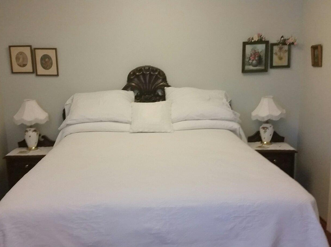 Hummingbird Bed and Breakfast