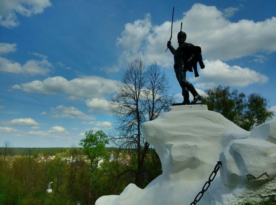 Dorokhov Statue-Vereya必去景点