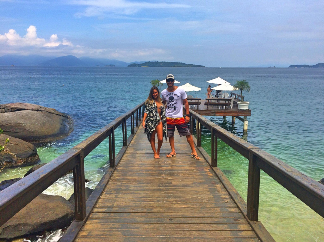 Mombaca Beach-安格拉杜斯雷斯必去景点