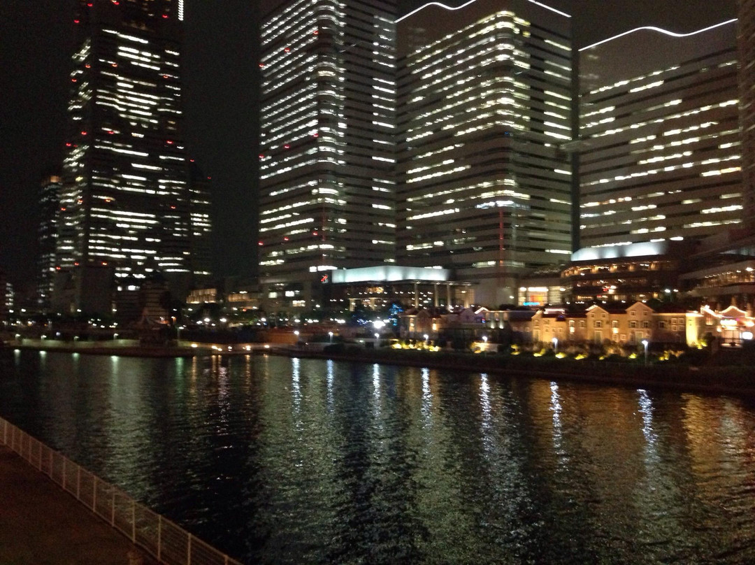 横滨港未来21-Minatomirai必去景点