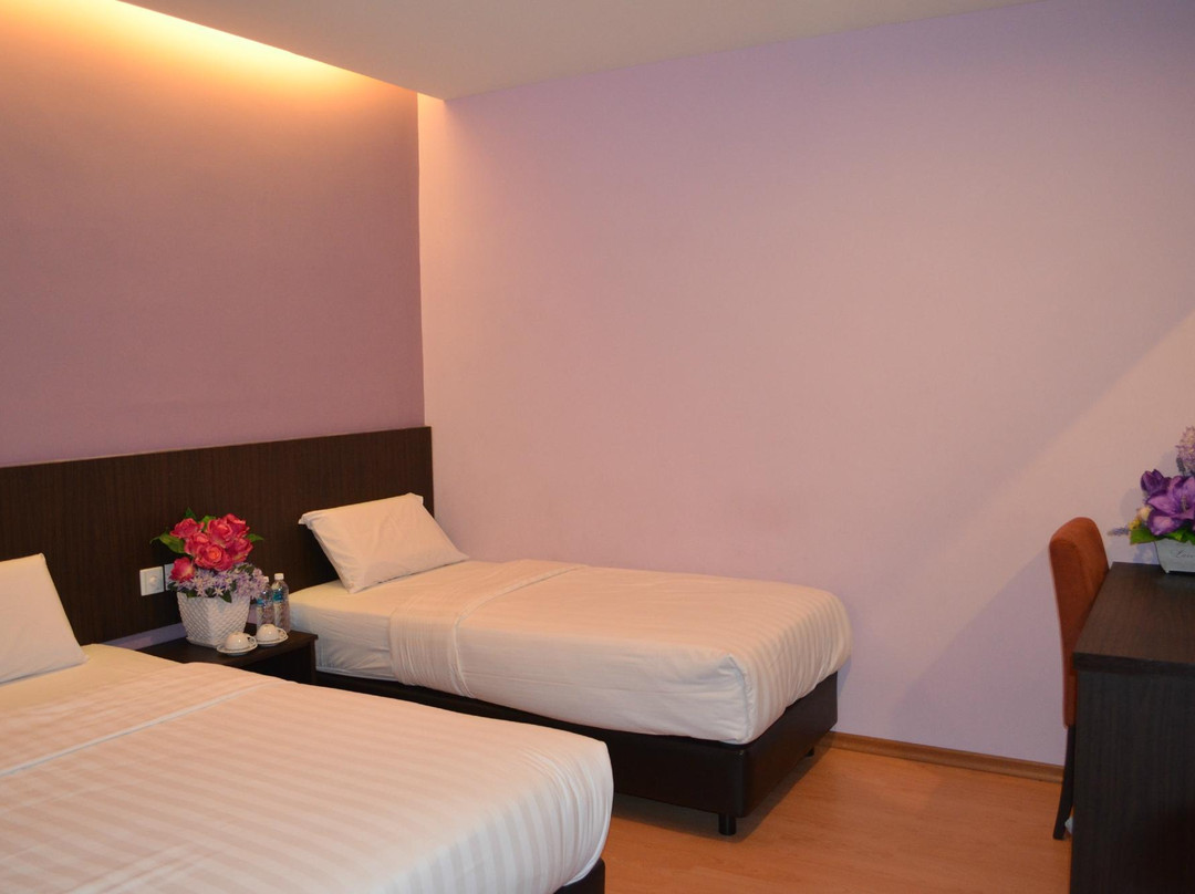 Sentimental Hotel主图