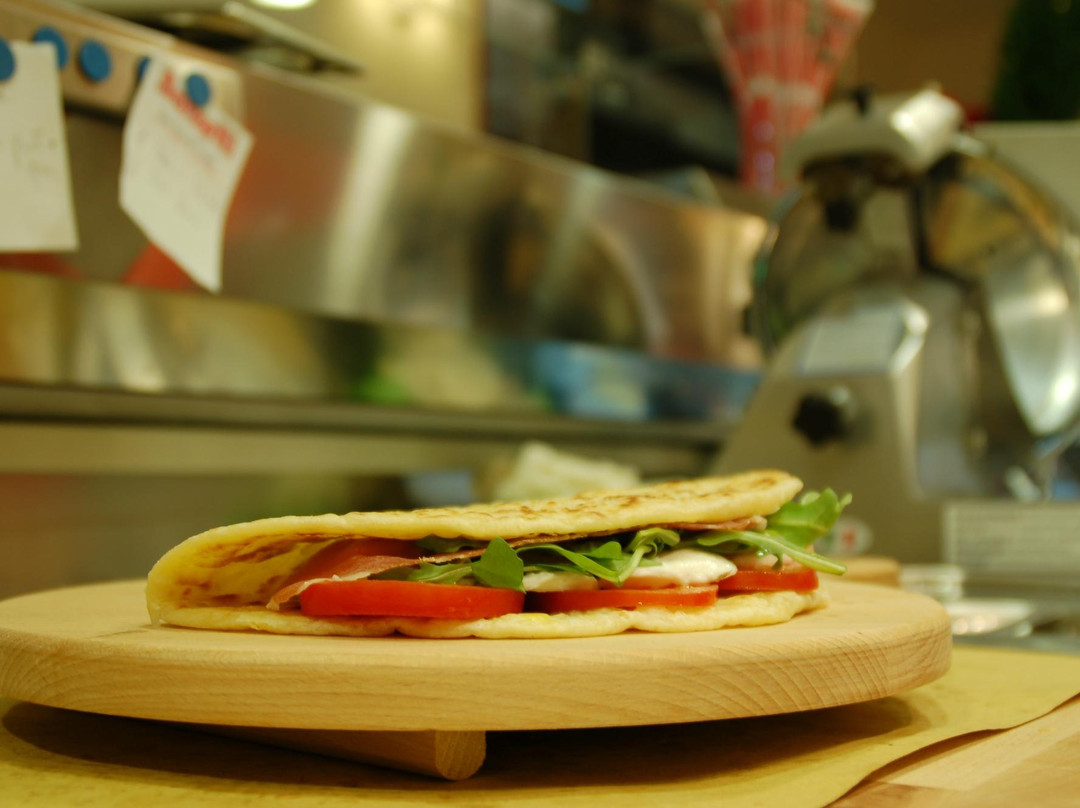 塞尼加利亚餐馆和美食-Piadineria Piadinando