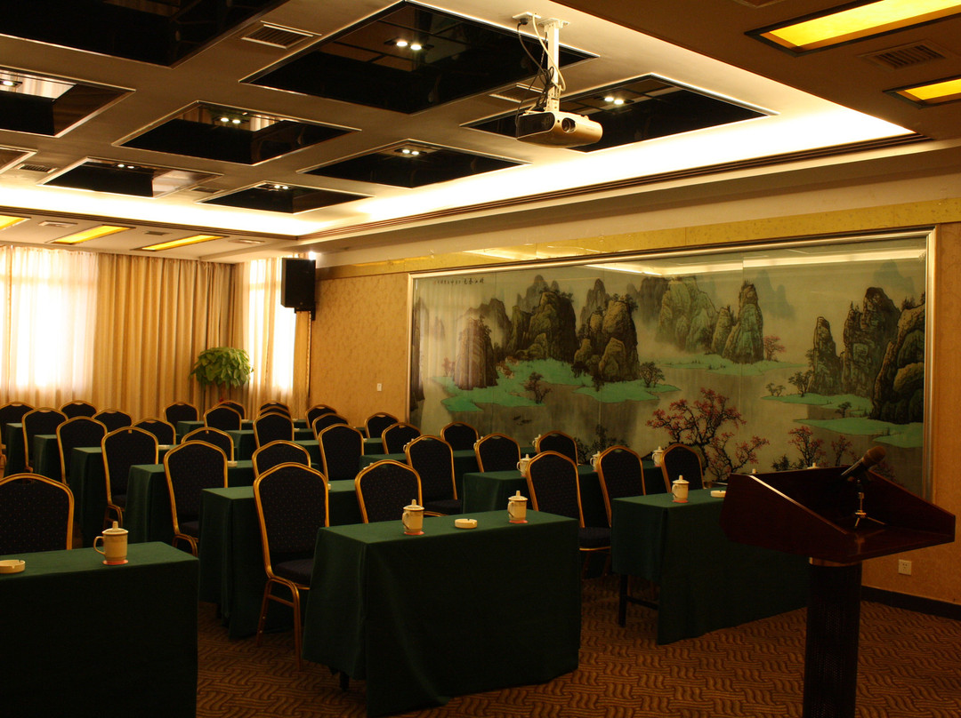 红星大酒店主图