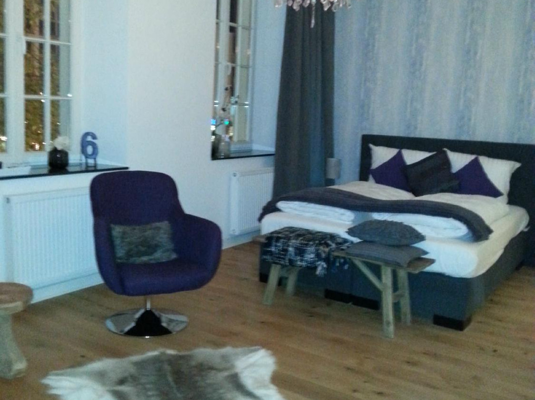 Six! Eat Work Sleep主图