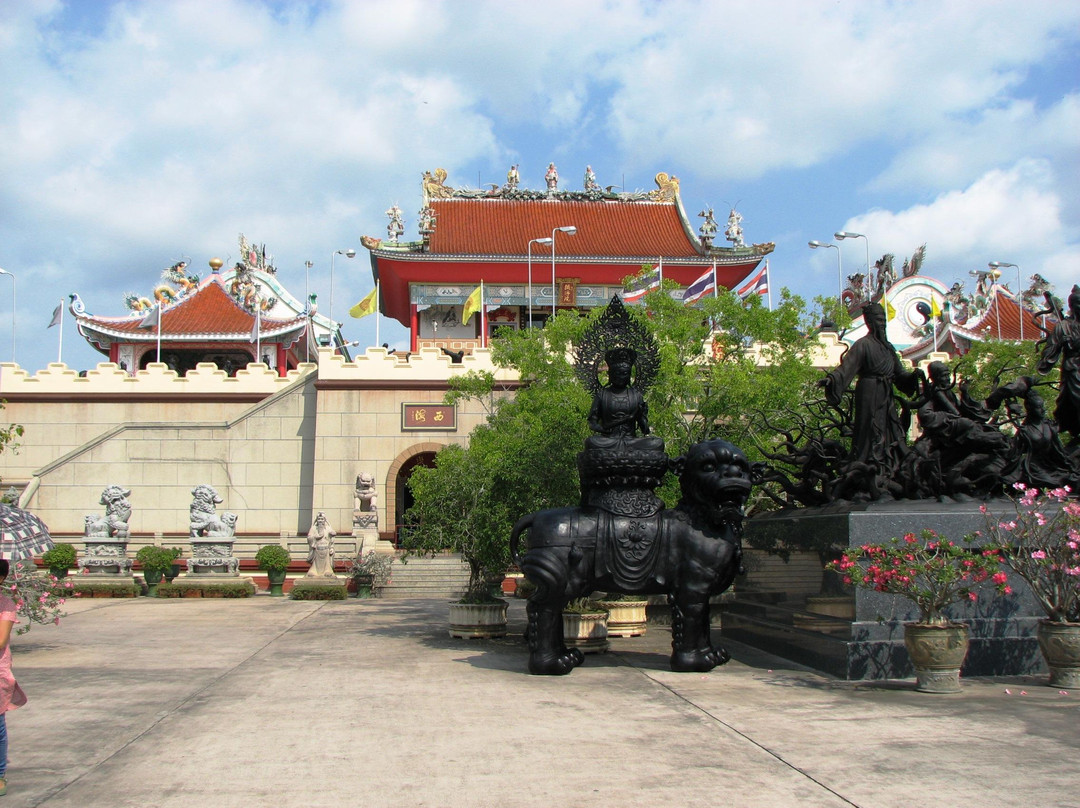 淡浮院 (Viharnra Sien)-芭堤雅必去景点