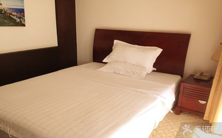 格雅酒店苏州工业园区金鸡湖东方之门店主图