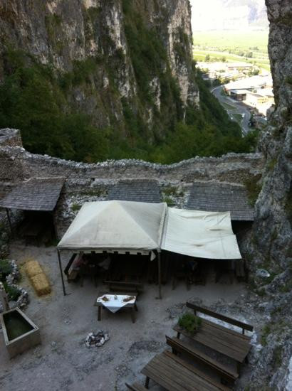 Castel Salorno景点图片