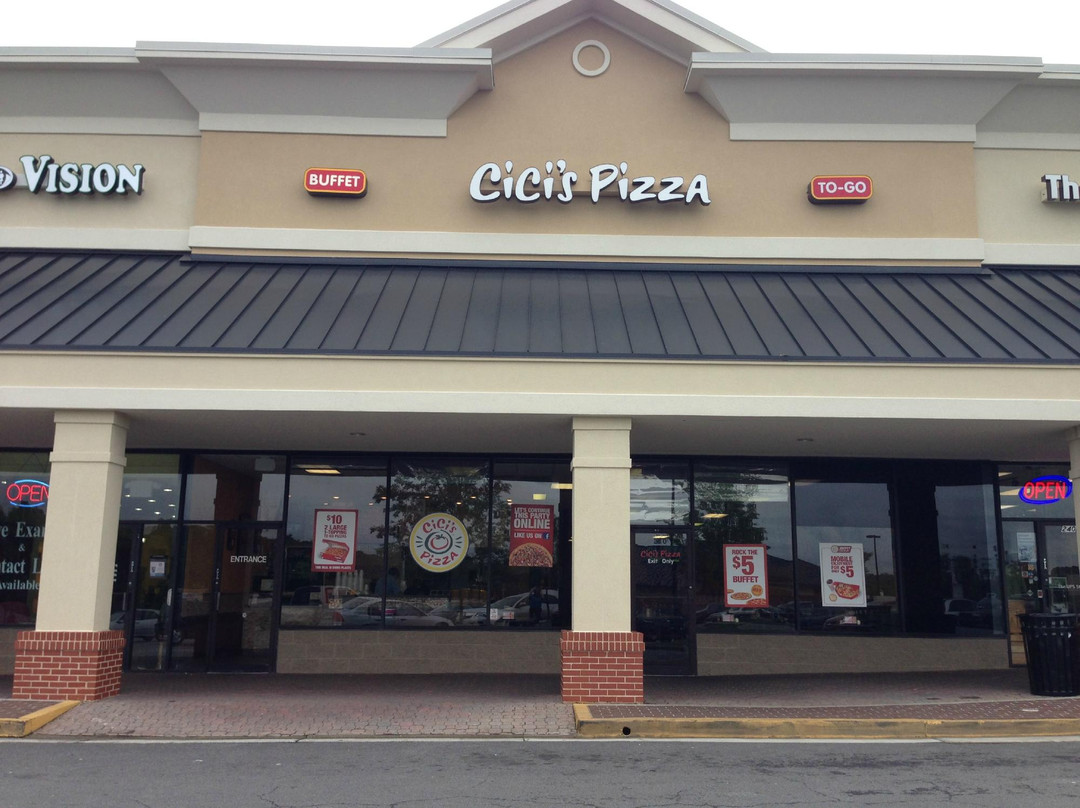 Cicis Pizza