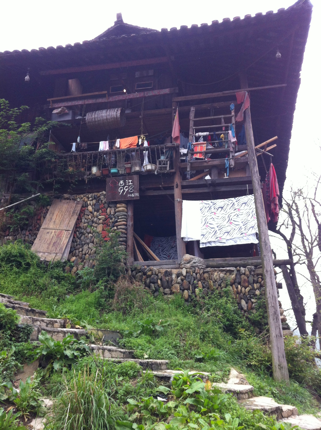 西江998一个小小的客栈-客卧