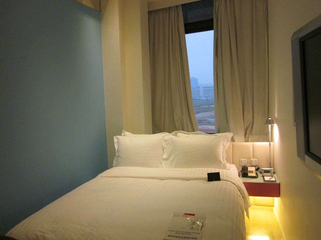 富豪东方酒店主图