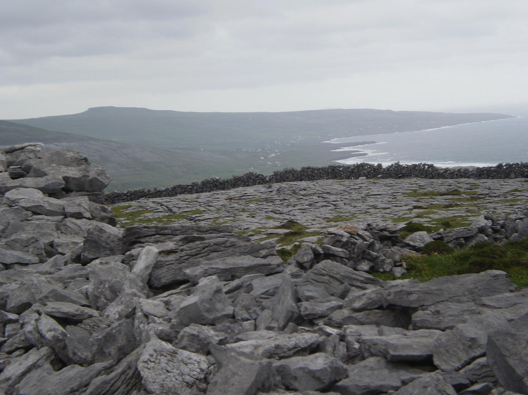 Burren Hills Walk景点图片