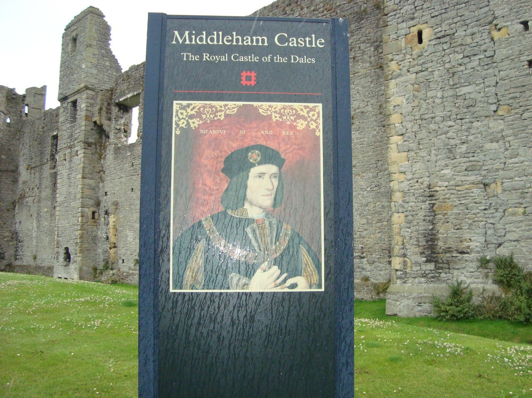 Middleham Castle景点图片